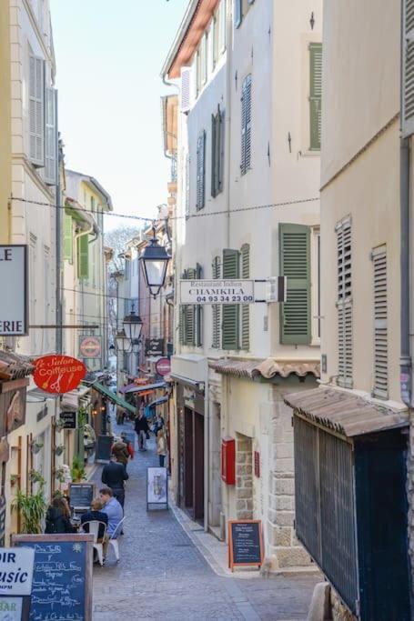 Old Town Antibes Superb New Flat, For 3, Ac, Wi-Fi Apartment Екстериор снимка