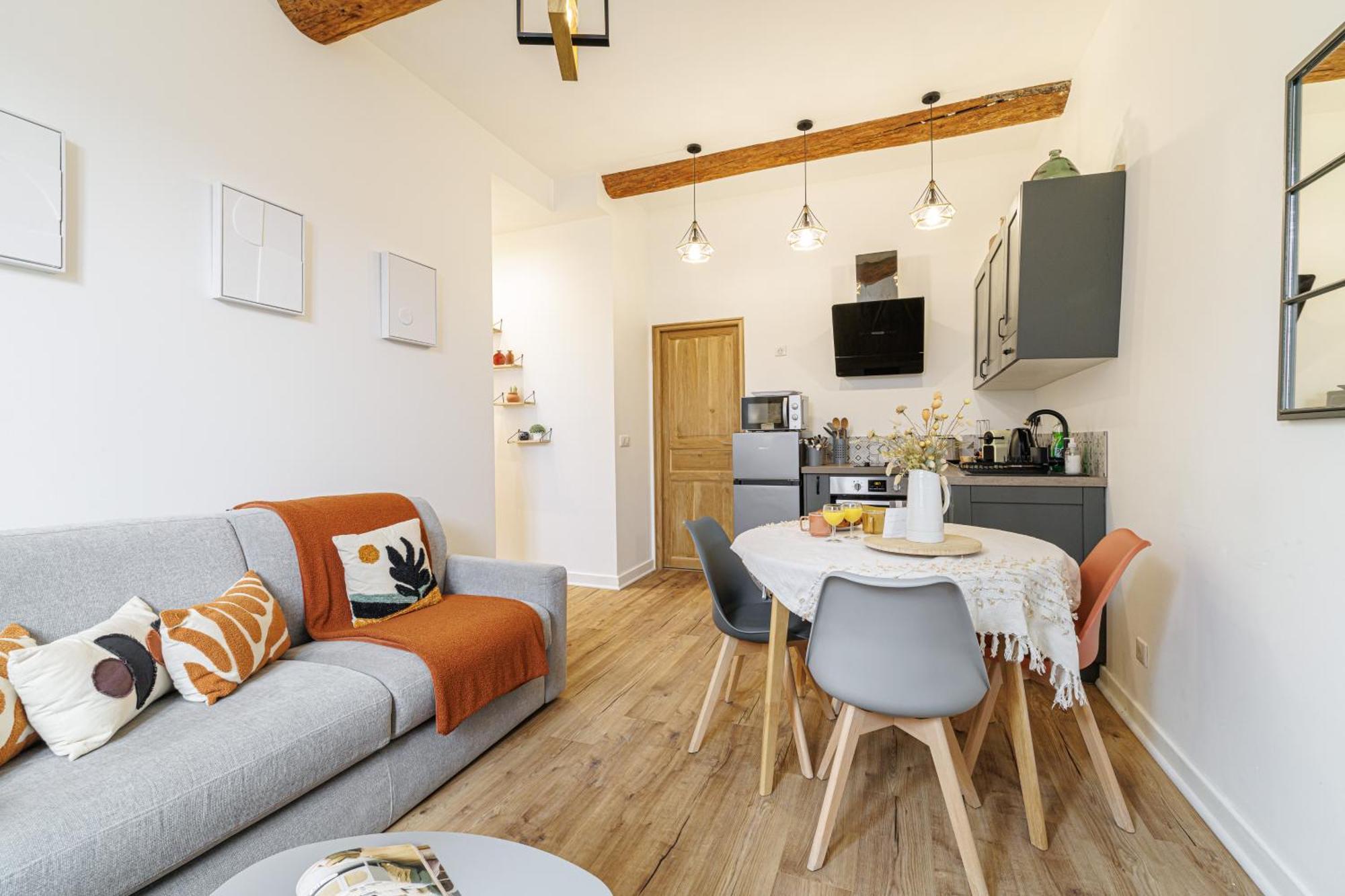 Old Town Antibes Superb New Flat, For 3, Ac, Wi-Fi Apartment Екстериор снимка