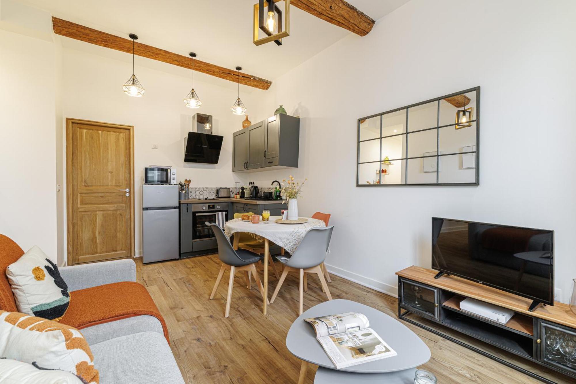 Old Town Antibes Superb New Flat, For 3, Ac, Wi-Fi Apartment Екстериор снимка