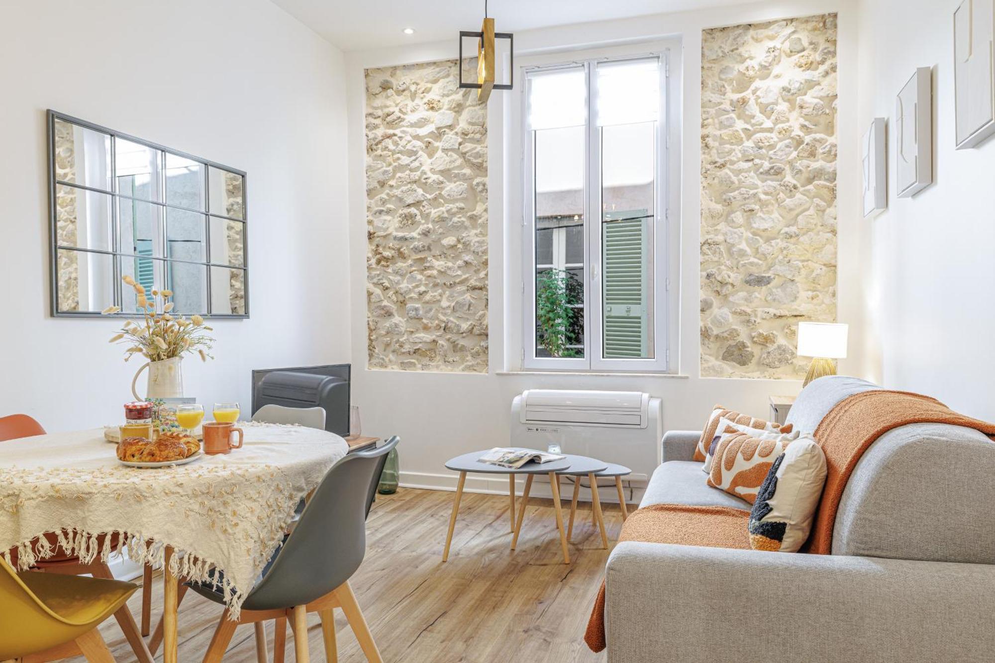 Old Town Antibes Superb New Flat, For 3, Ac, Wi-Fi Apartment Екстериор снимка